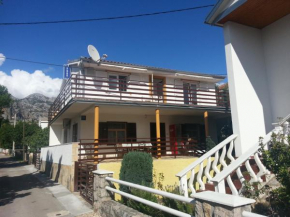 Отель Apartments L.Z.  Стариград